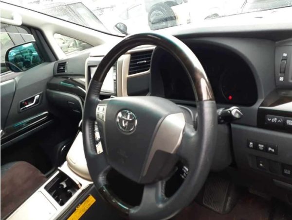 Toyota Alphard Black - Image 5