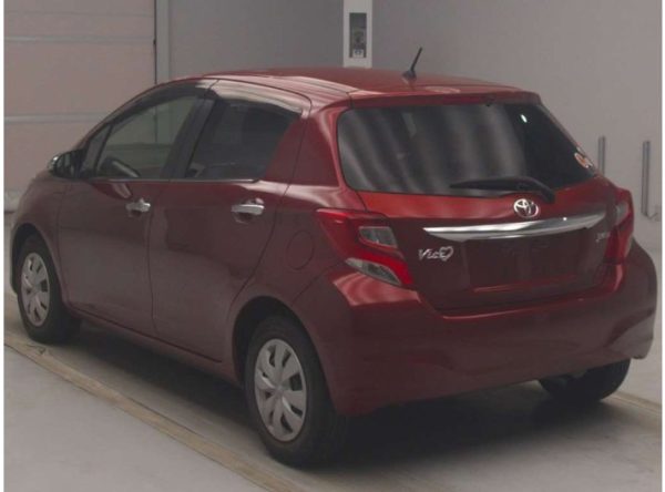 Toyota Vitz Maroon - Image 4