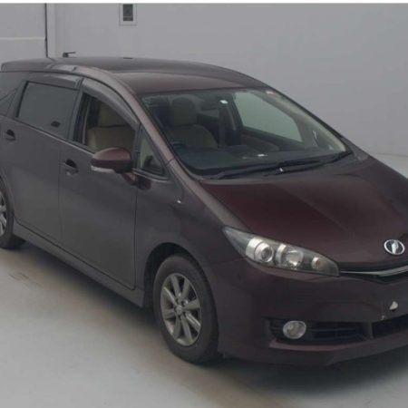 Toyota Wish Maroon