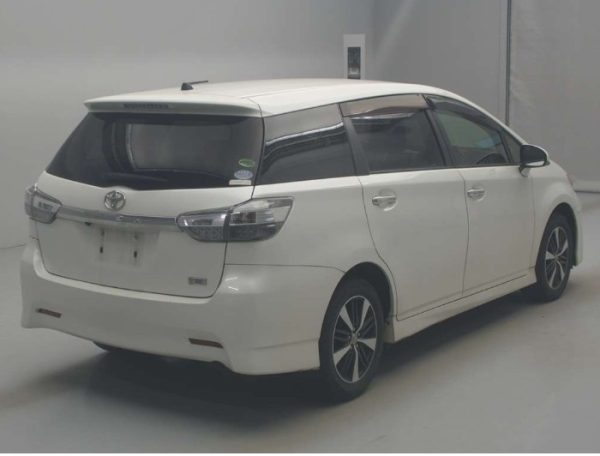 Toyota Wish White - Image 2