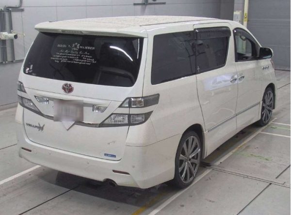 Toyota Vellfire Pearl White - Image 2